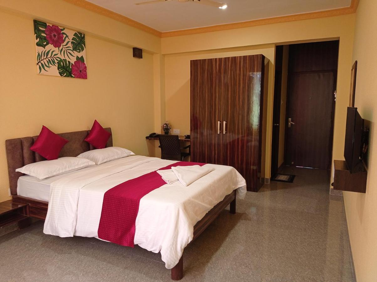 Brit'S Palace Goa Agacaim Dış mekan fotoğraf